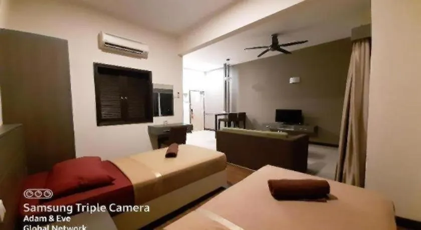Oyo Home 90416 Exclusuites Malacca