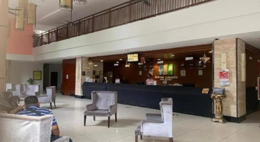 Oyo Home 90416 Exclusuites Malacca